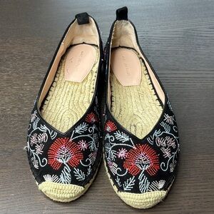Avec Les Filles 9 Black and Red Floral Embroidered Espadrilles Slip On Flats